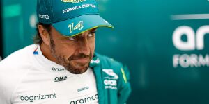 Foto zur News: Fernando Alonso ist &quot;etwas überrascht&quot; über die Strafe im Fall Russell